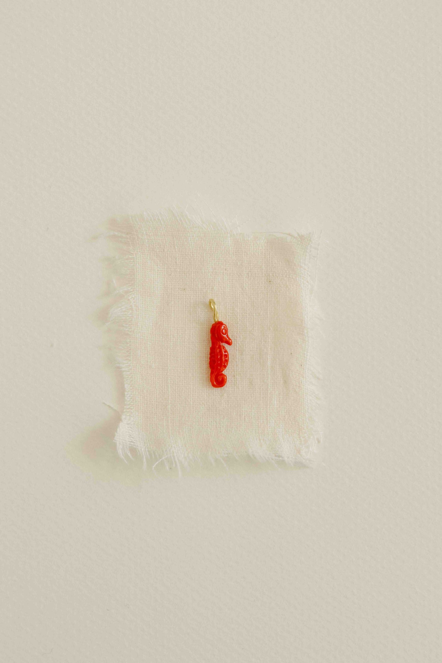 Frutti di Mare Seahorse Pendant 5