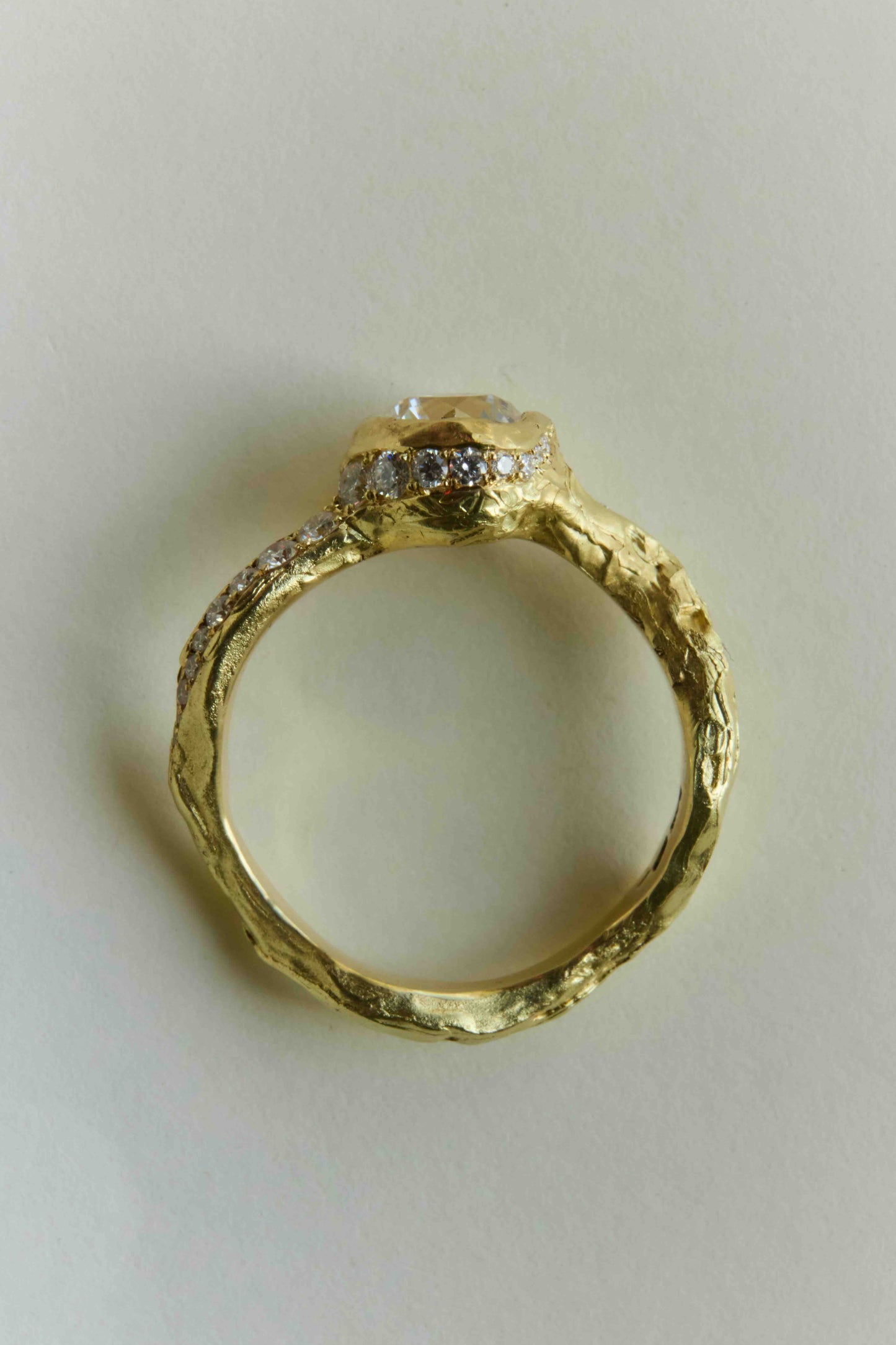 Grand Centri Ring