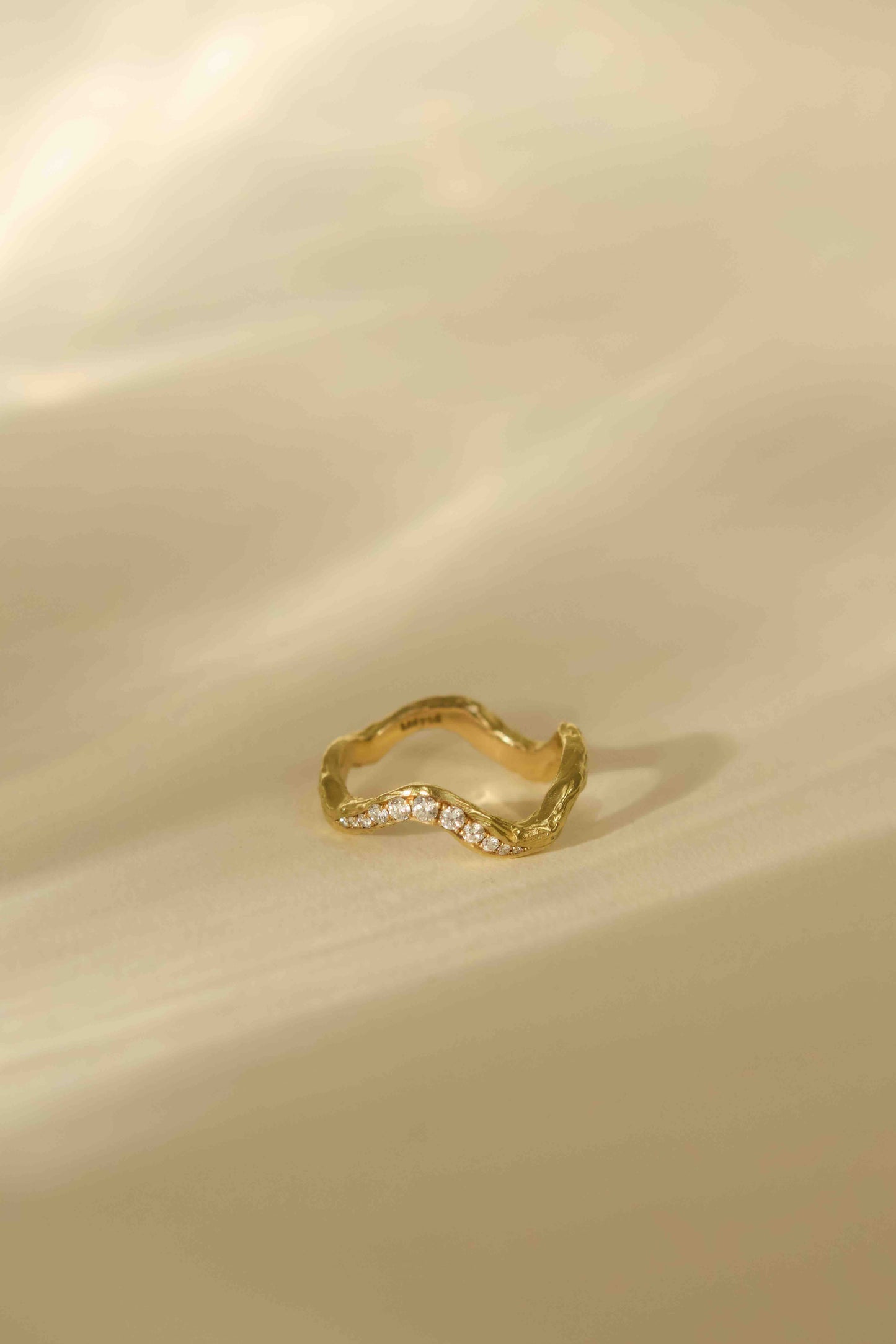 Grand Shooting Star Ring