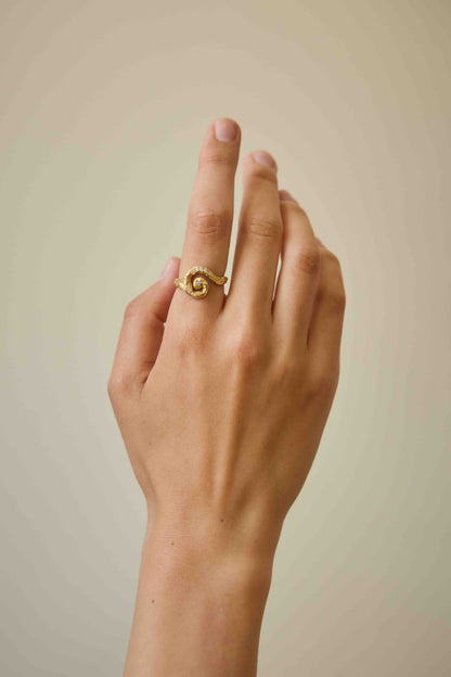 Grand Wave Ring
