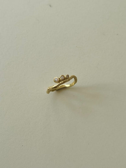 Luna Ring