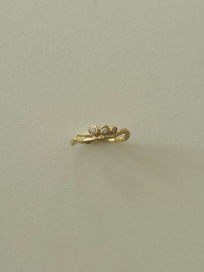 Luna Ring