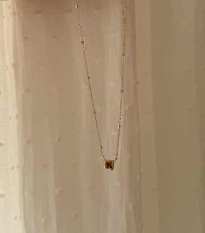 Ellie Necklace Brown