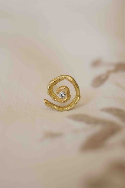 Leo Diamond Stud