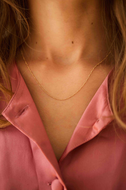 Lilly Necklace