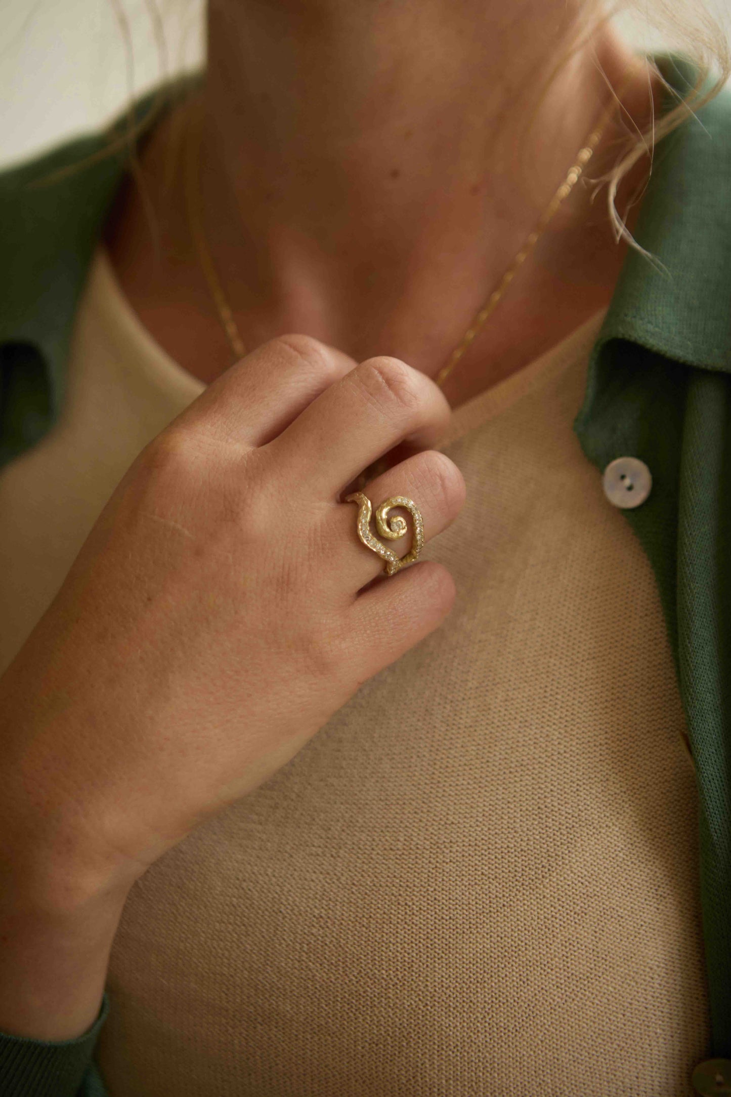 Leo Diamond Ring