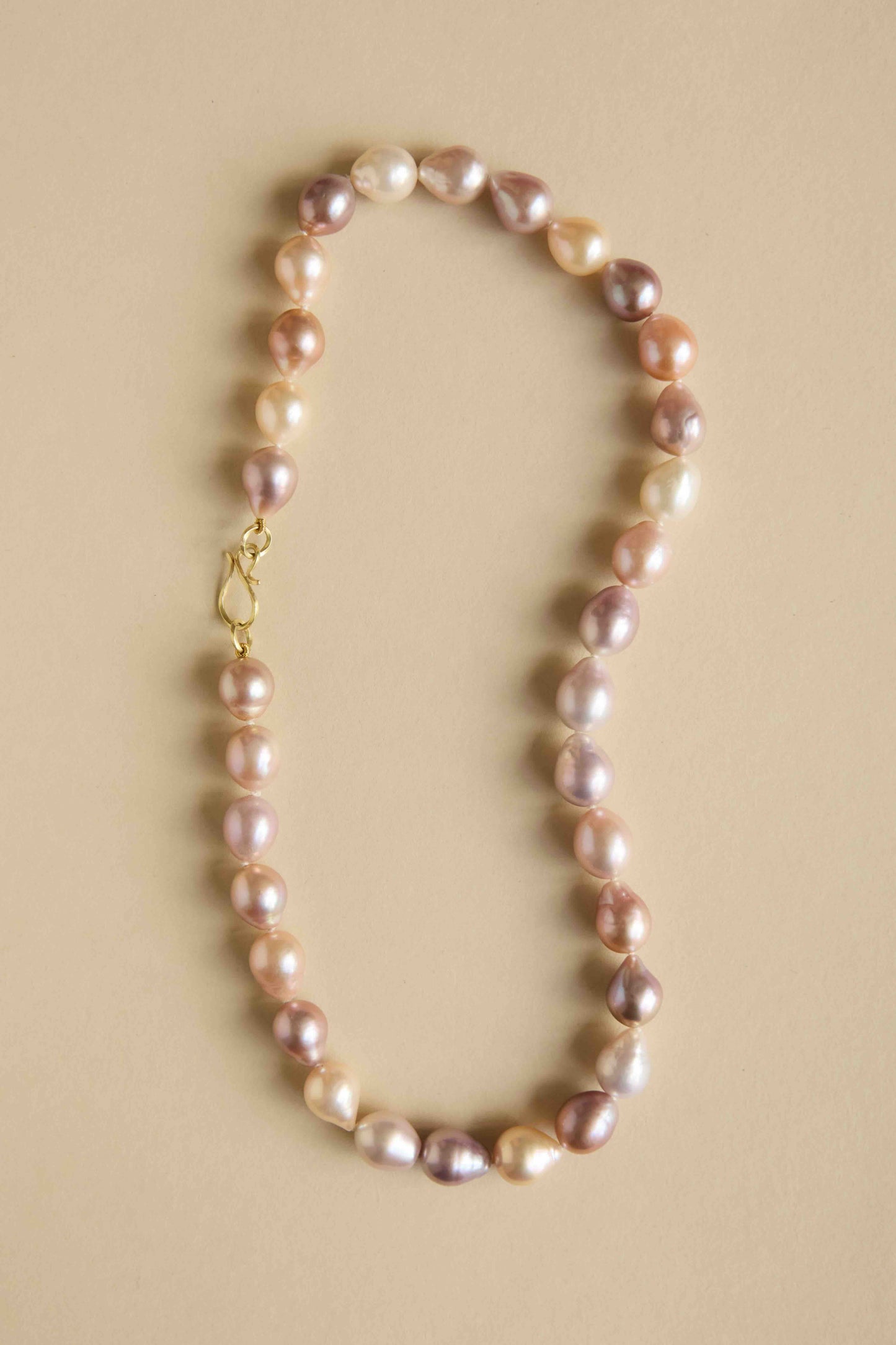 Grand Martha Pink Pearl Necklace