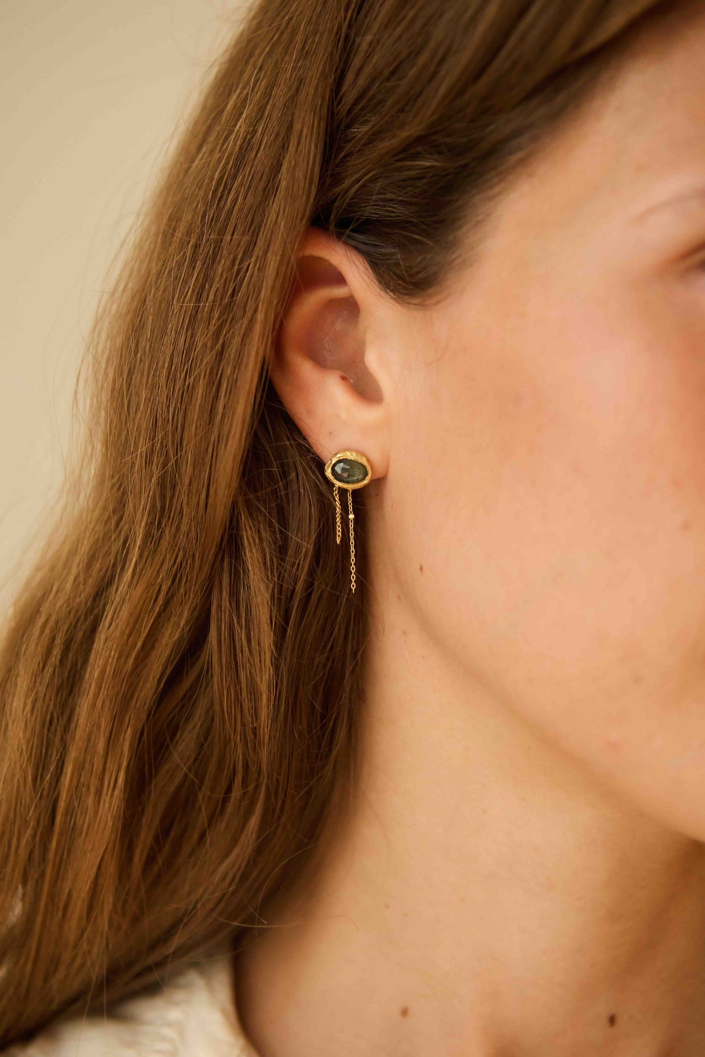 Sea Treasure Green Sapphire Stud