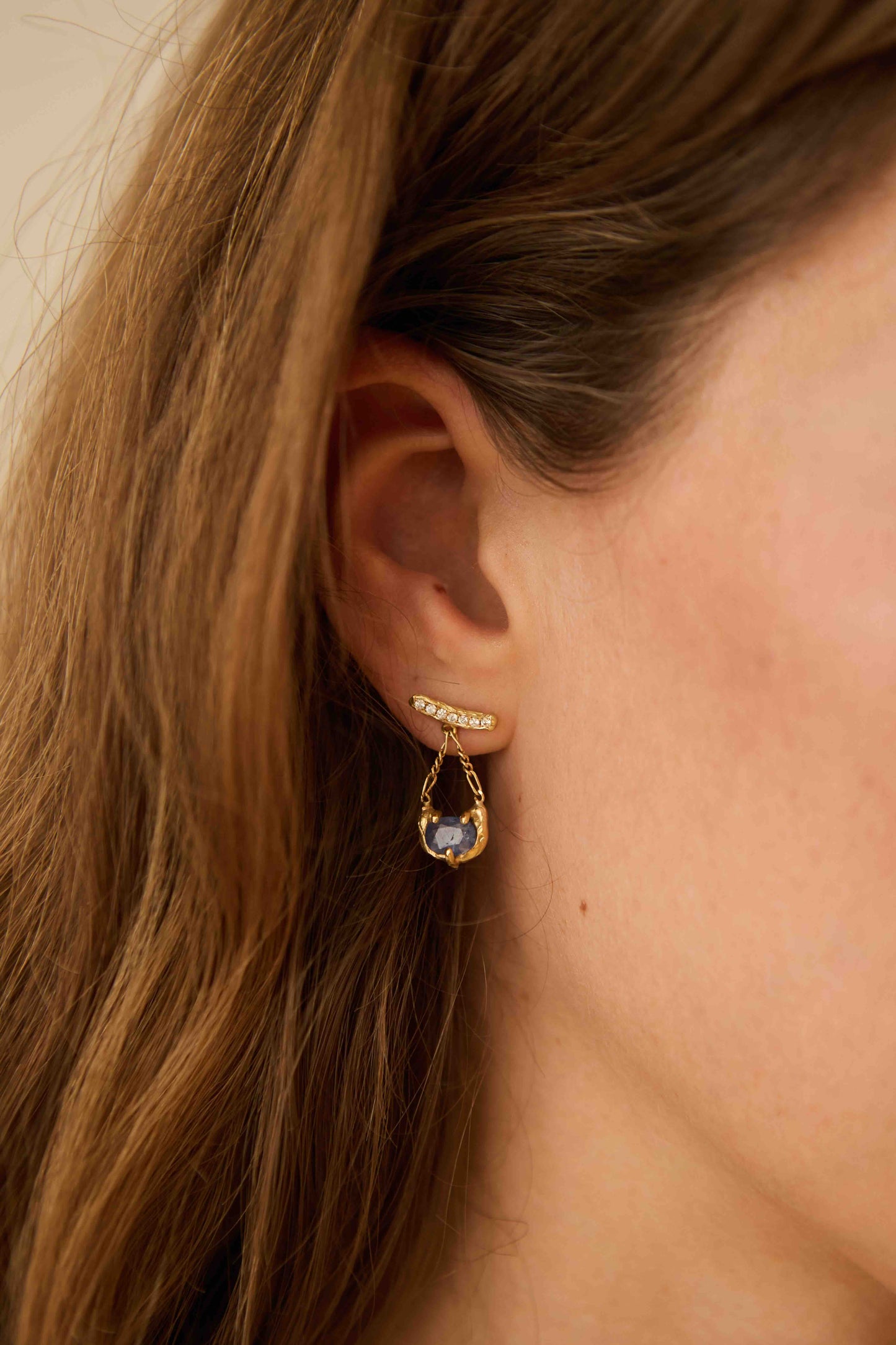 Sky Blue Sapphire Stud