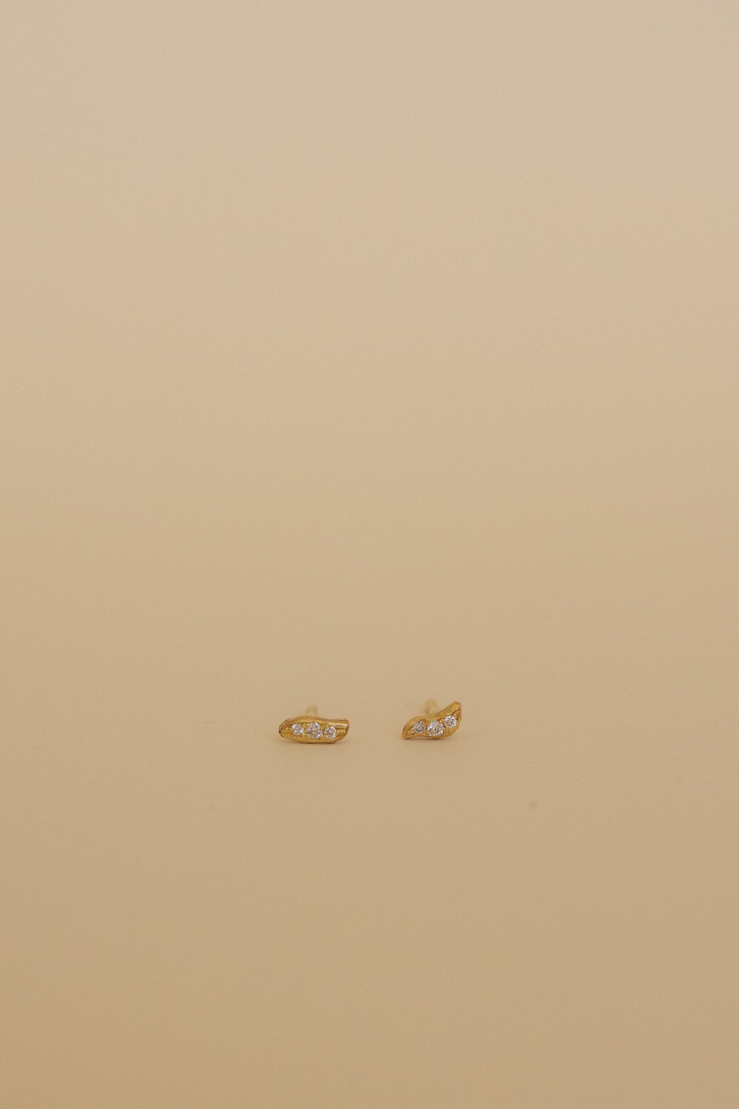Petite Shooting Star Stud