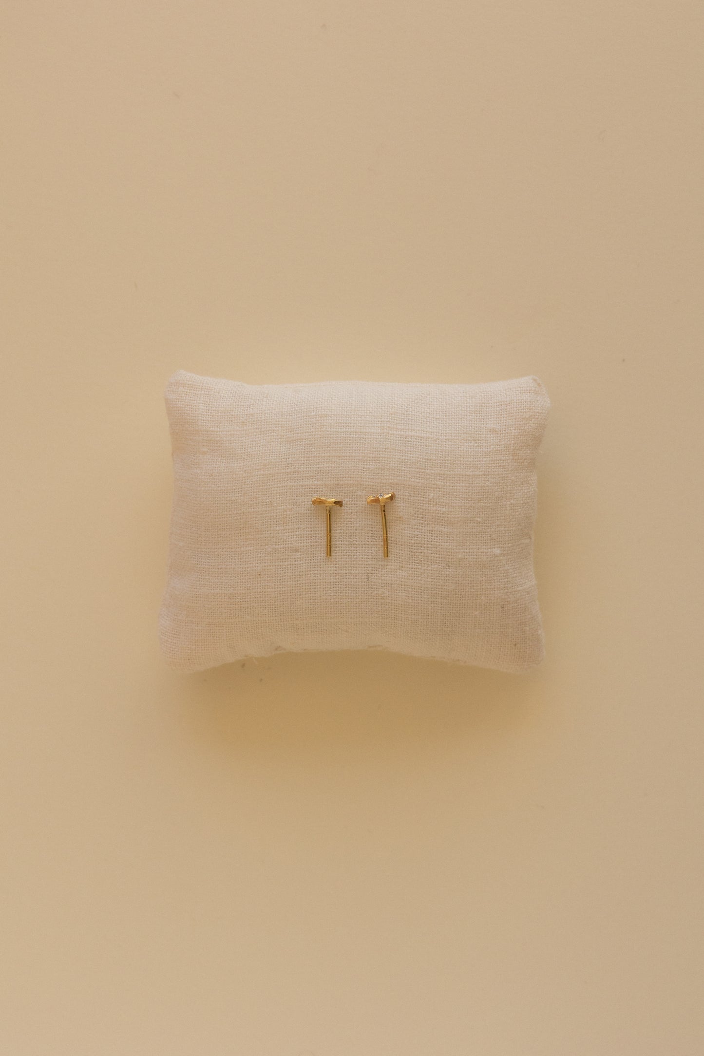 Petite Shooting Star Stud