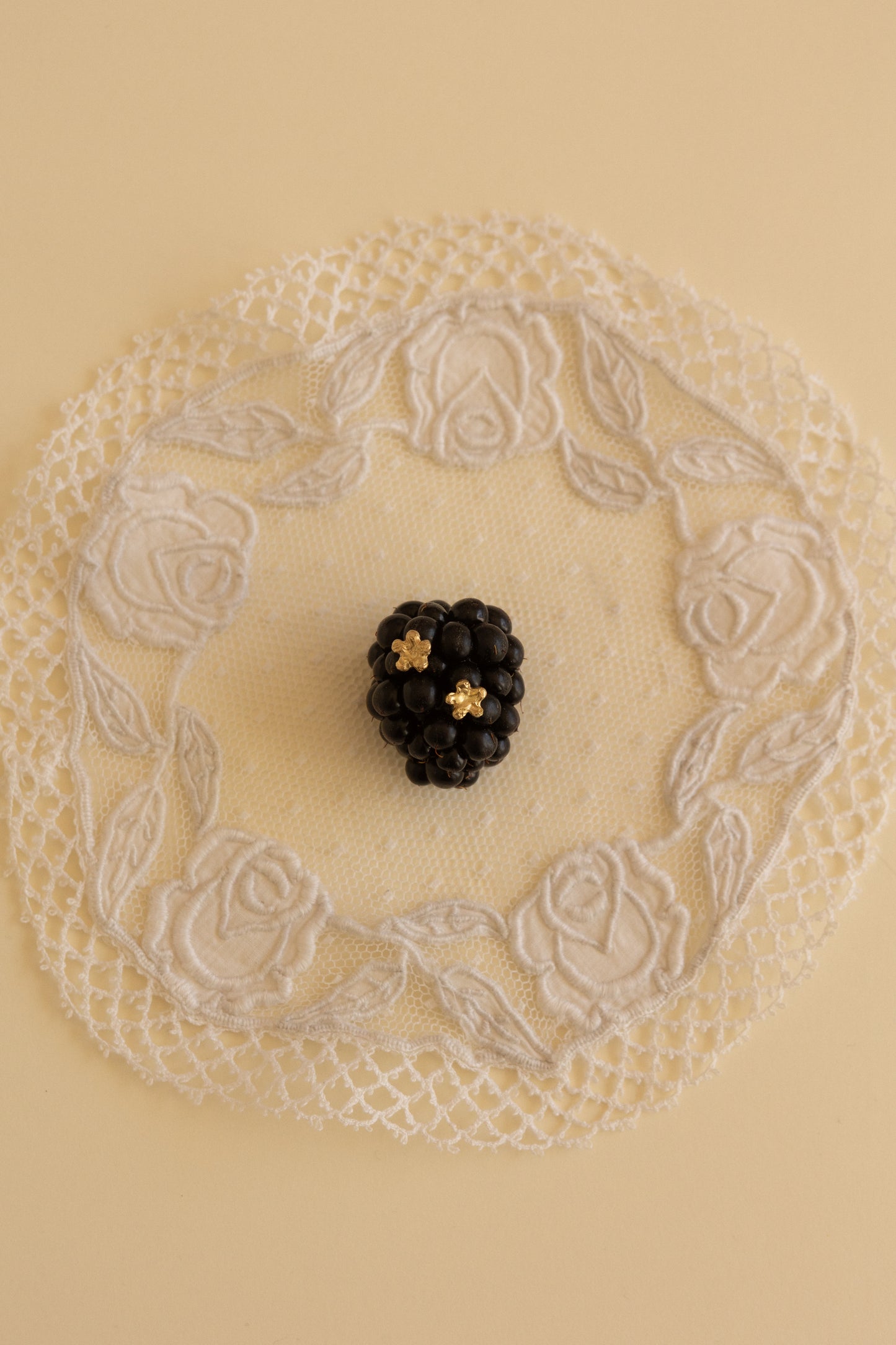 Petite Forget Me Not Stud