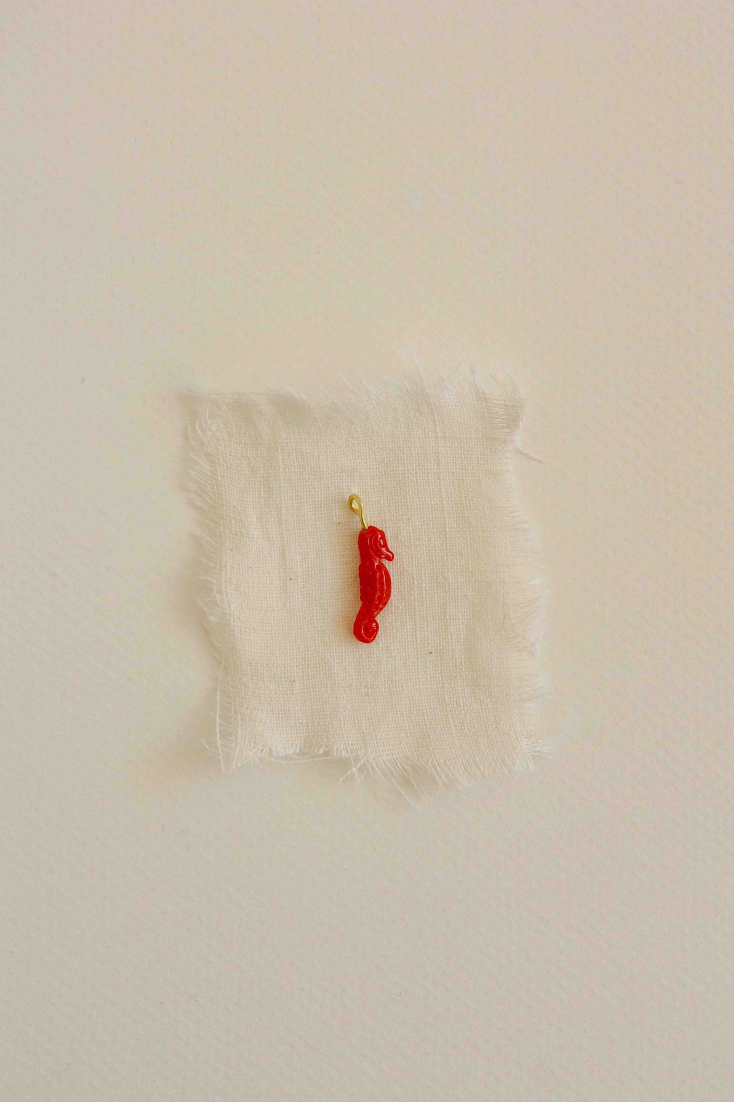 Frutti di Mare Seahorse Pendant 1